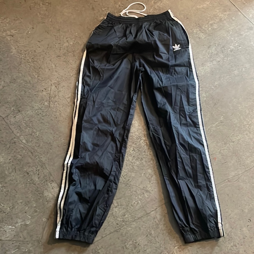 Adidas windpants